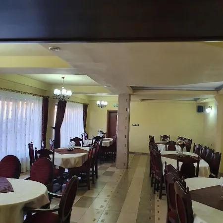 Hostel Pensiunea Mirela Pestera Ursilor *
